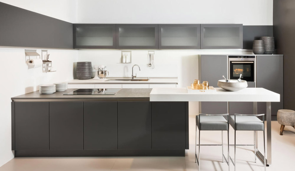 Minimal modular grey kitchen design with bar stools - Beautiful Homes