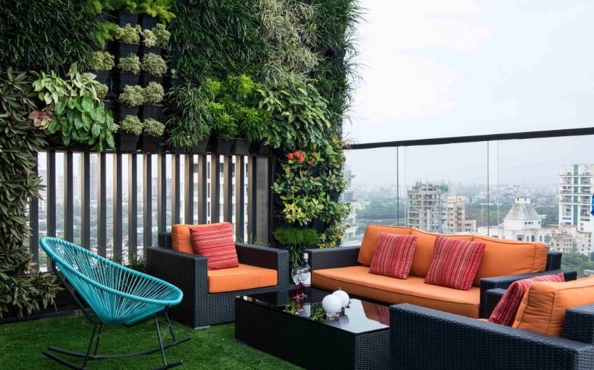 Unique ways to enhance your home by using artificial turf for interiors - Beautiful Homes