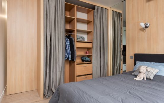 Wardrobe for small bedroom with curtains - Beautiful Homes