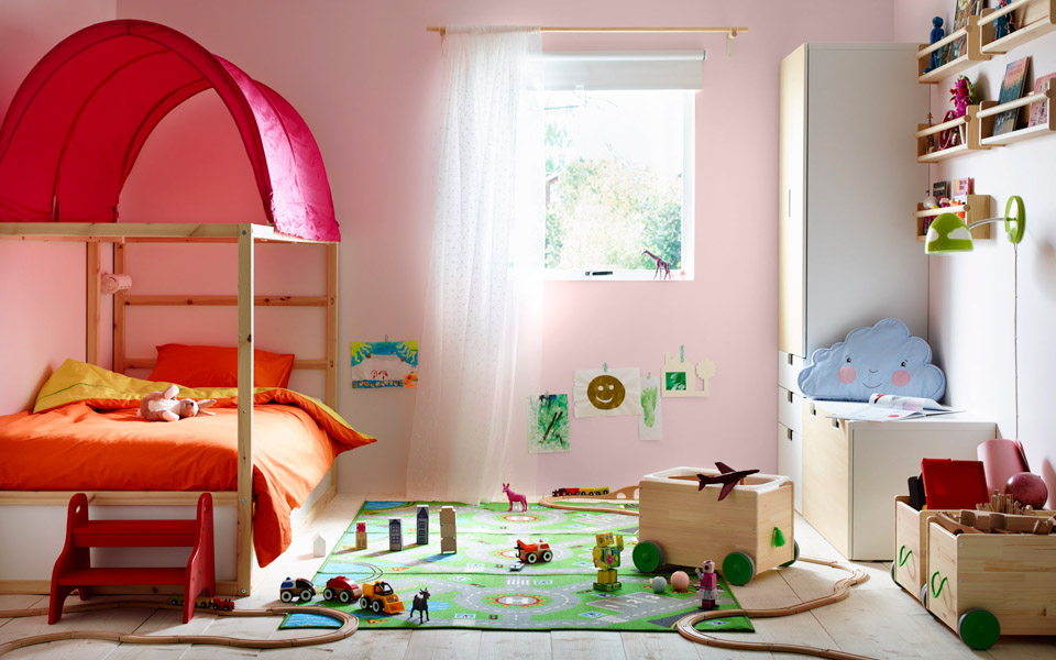 Kids Room Design Ideas With Small Bed and White Curtains - Beautiful Homes
